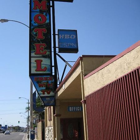 Geneva Motel Инглвуд Экстерьер фото