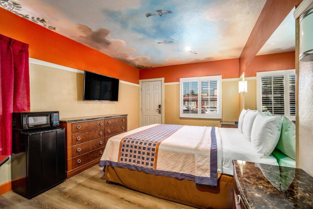 Geneva Motel Инглвуд Экстерьер фото